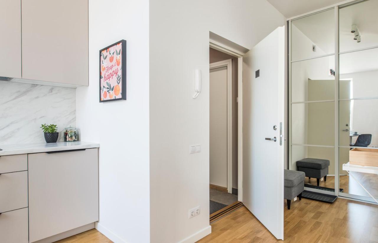 Cozy Modern Studio - Great For Short Trips 리가 외부 사진
